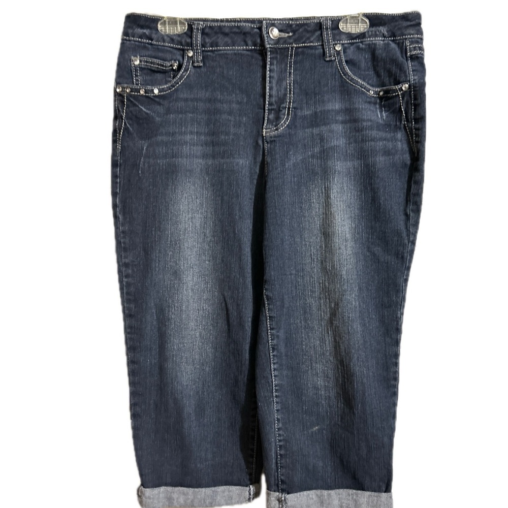 Women’s Cato Denim Blue Jean Capris Cross on Pockets Size 12